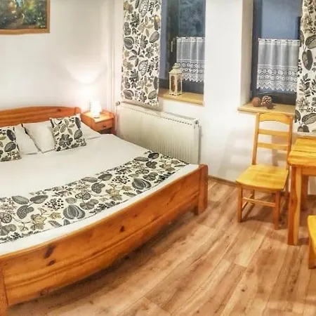 Vo Vyhnanej - Penzión pre hostí 3*